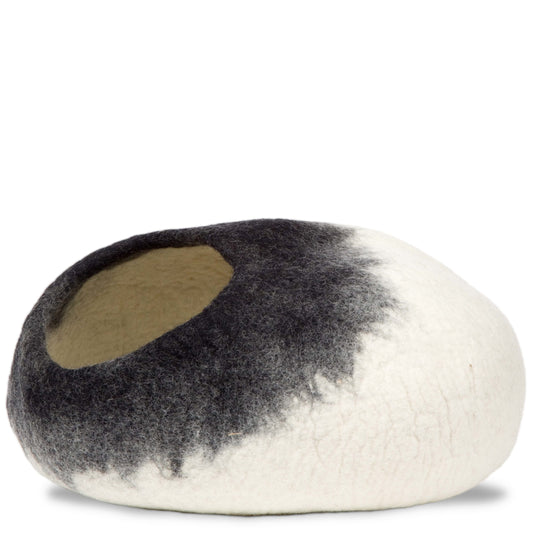 White/Black Ombre Cave